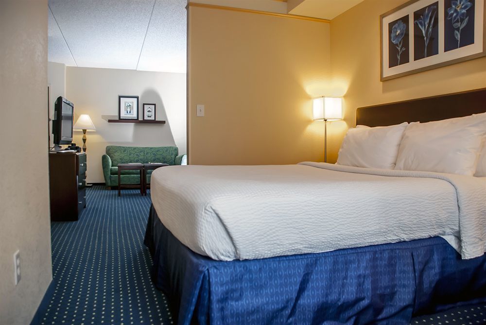 Springhill Suites Louisville Airport Eksteriør billede