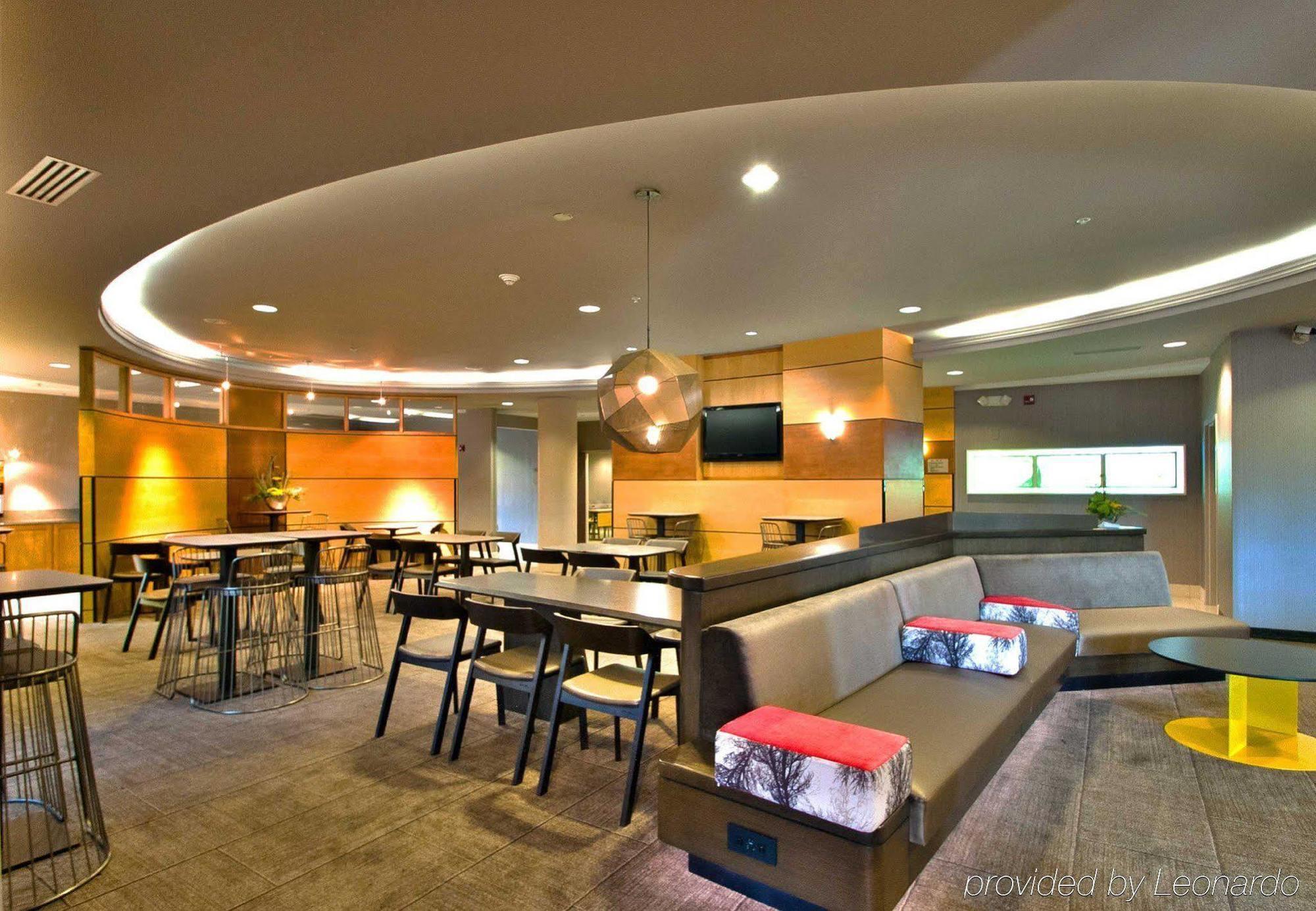 Springhill Suites Louisville Airport Eksteriør billede